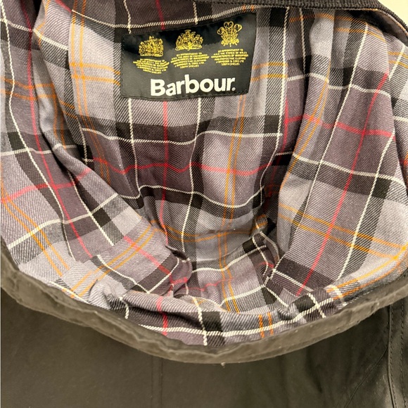 Barbour Women’s Onyx Field Jacket - Picture 3 of 5